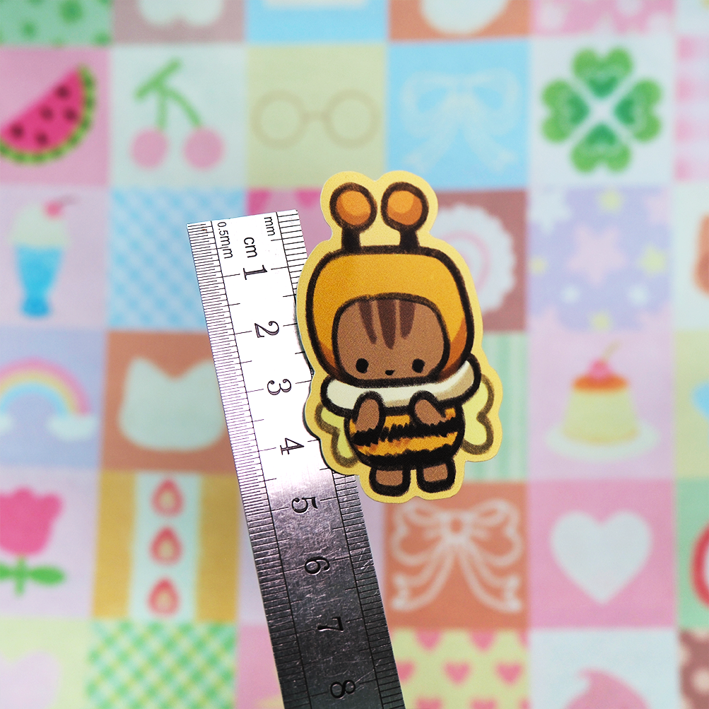 Bumblebee Sylvanian matte sticker