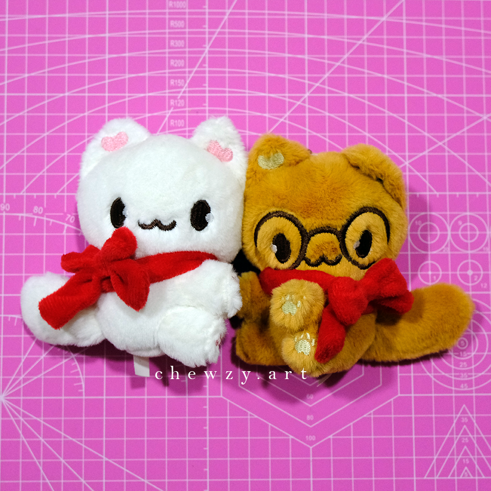 Outfits for Magnetic Keychain Plushie